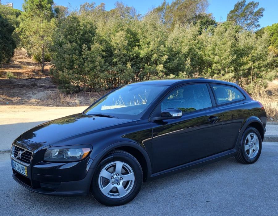 VOLVO C30